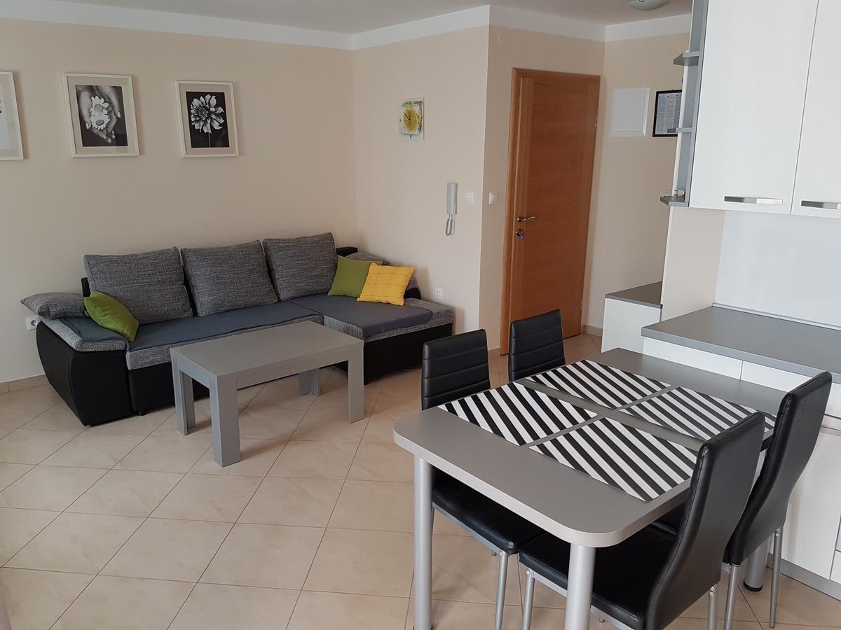 Apartman Branka Starigrad Paklenica Eksteriør bilde