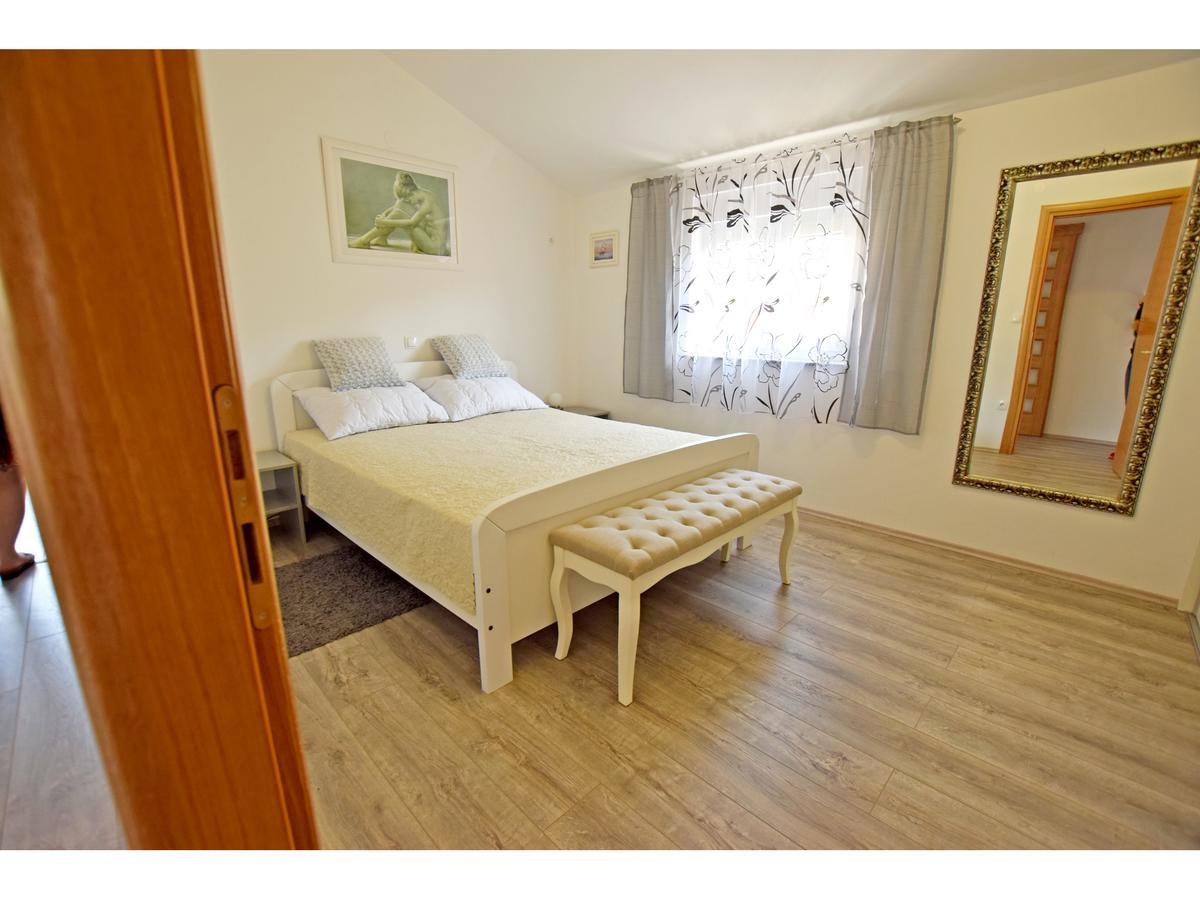 Apartman Branka Starigrad Paklenica Eksteriør bilde